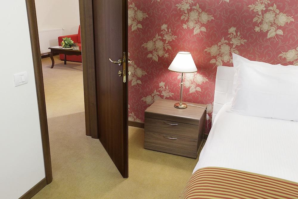 Hotel Boutique Belvedere Sinaia Eksteriør billede