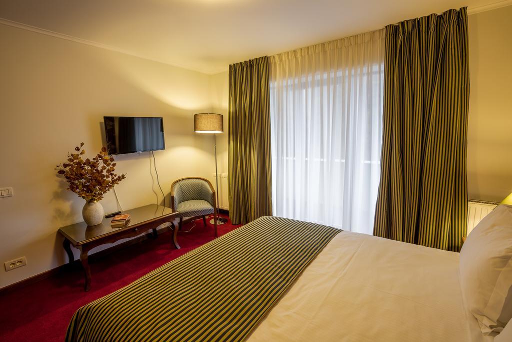 Hotel Boutique Belvedere Sinaia Eksteriør billede