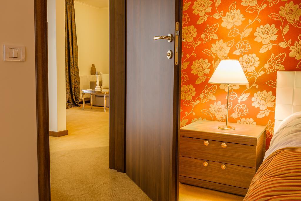 Hotel Boutique Belvedere Sinaia Eksteriør billede