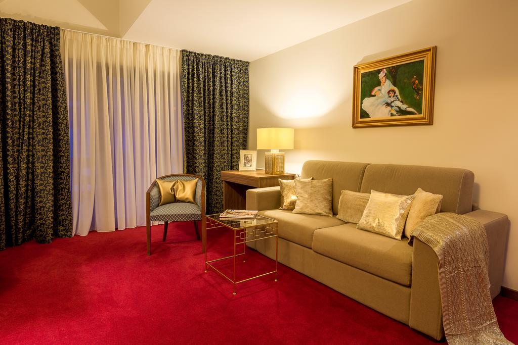 Hotel Boutique Belvedere Sinaia Eksteriør billede
