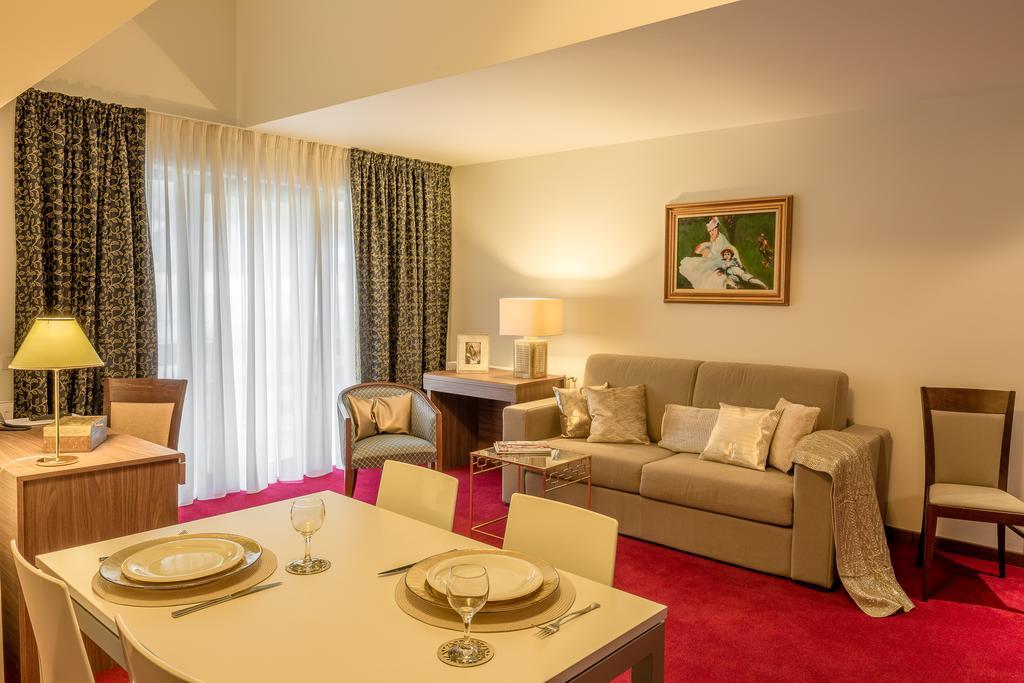 Hotel Boutique Belvedere Sinaia Eksteriør billede