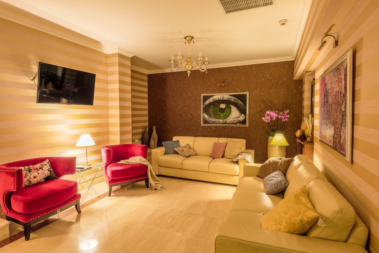 Hotel Boutique Belvedere Sinaia Eksteriør billede