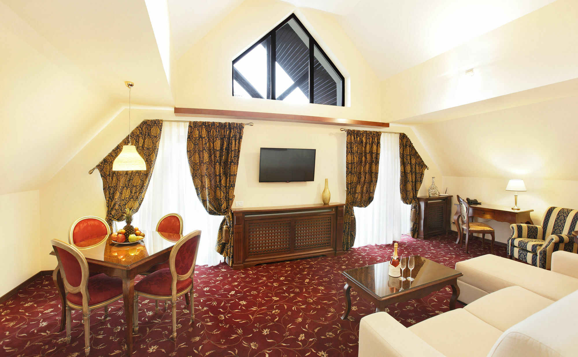 Hotel Boutique Belvedere Sinaia Eksteriør billede
