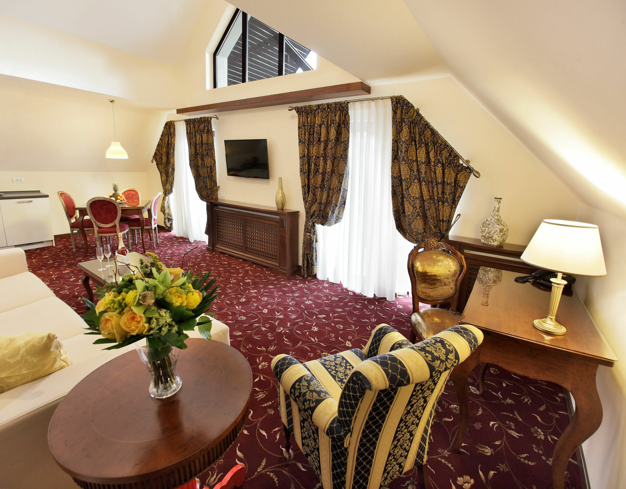 Hotel Boutique Belvedere Sinaia Eksteriør billede